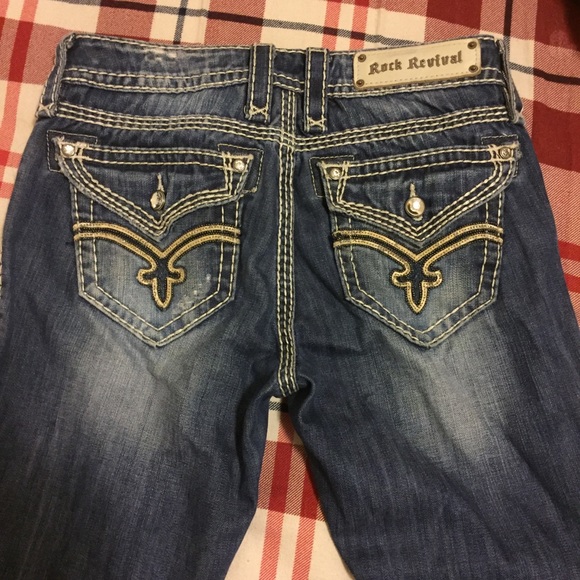 Rock Revival Jeans - Picture 4 of 5